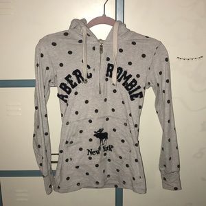 Ambercrombie & Fitch Sweater